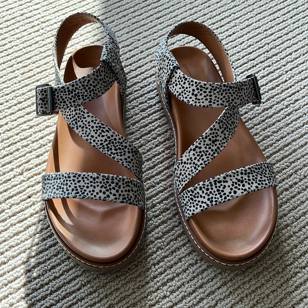 Leopard Print Platform Sandal